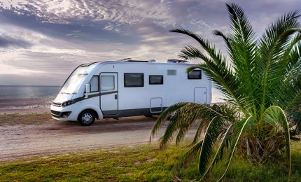 "Differences Between Motor Home, Trailer and Auto Caravan"